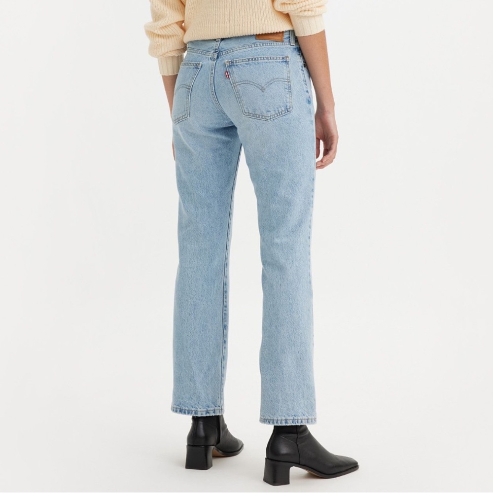 NWT Levi’s classic middy ankle bootcut mid-ride jeans